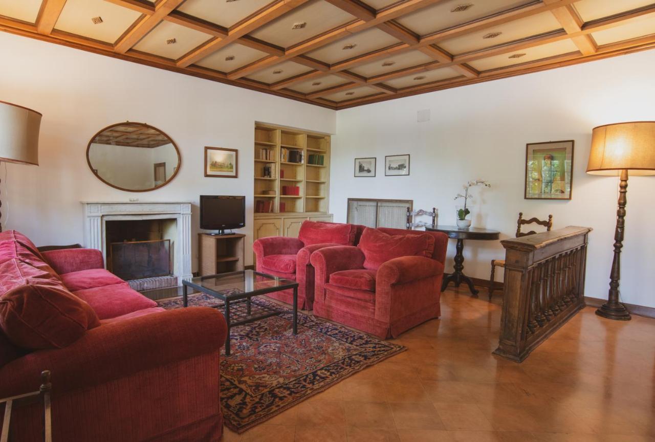 Casale Barbi Villa Велетри Екстериор снимка
